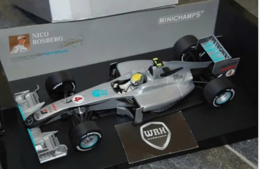 1:18 F1 MERCEDES SHOWCAR ROSBERG 2010 MINICHAMPS in doos WRH, Verzenden, Zo goed als nieuw, Auto, MiniChamps