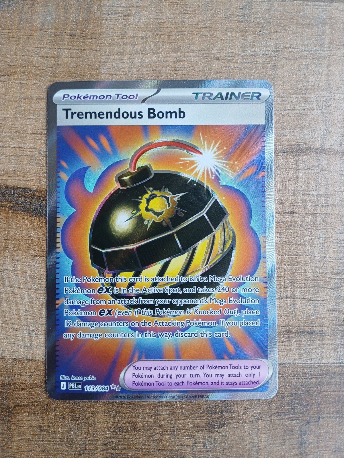 Pokémon Pitch Black 113 Tremendous Bomb PBL 113, Ophalen of Verzenden, Nieuw, Losse kaart, Foil