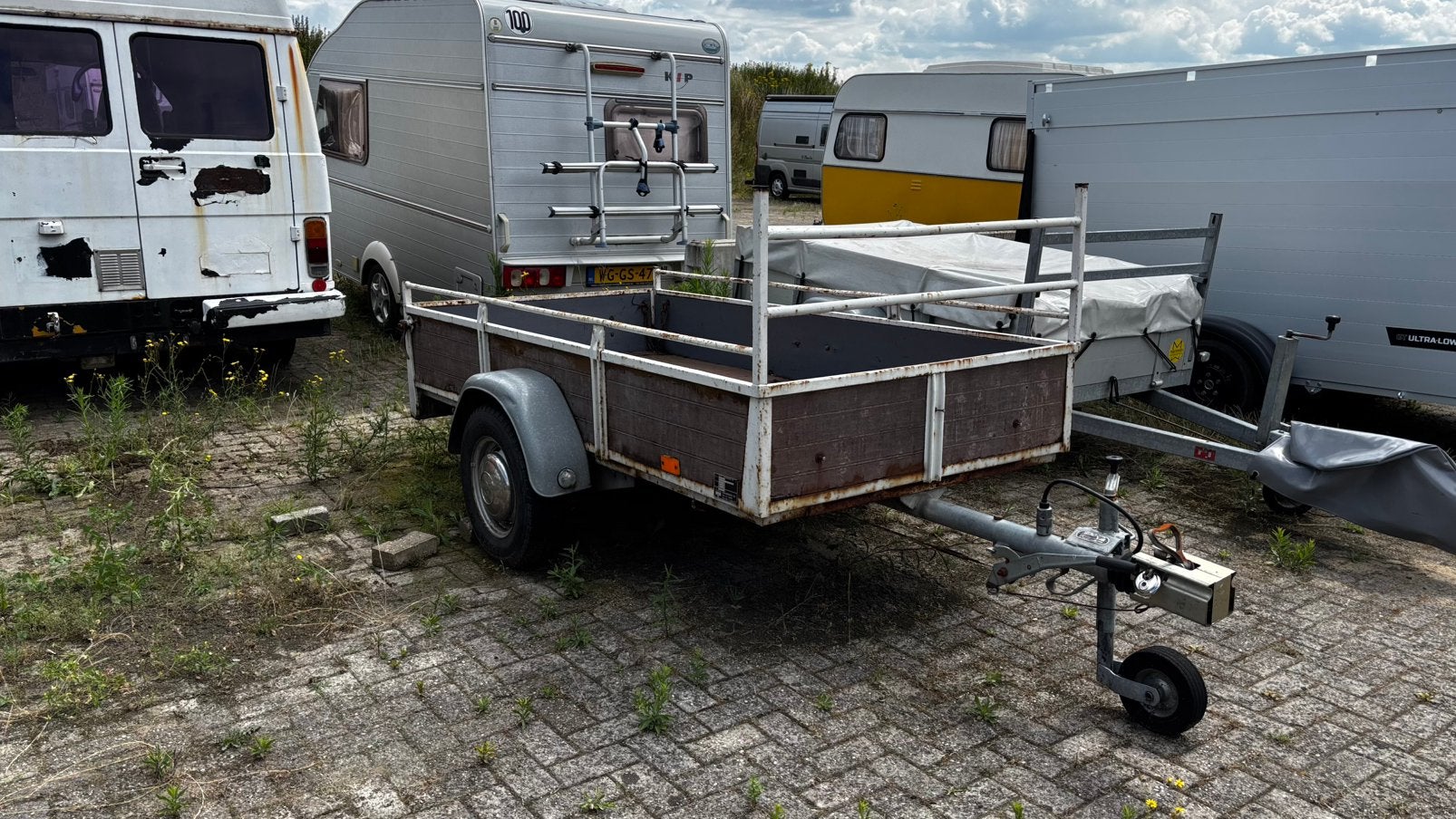 Saris enkelasser (geremd) met kenteken., Auto diversen, Ophalen, Gebruikt