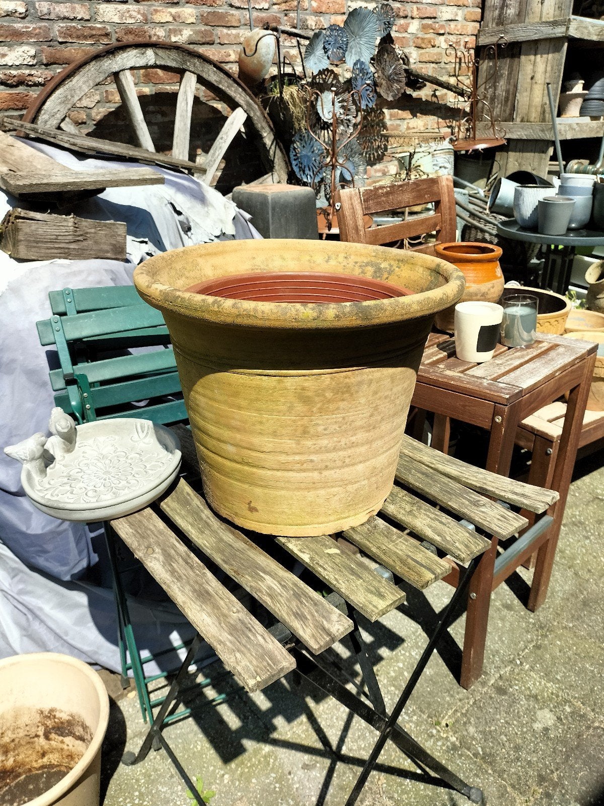 Grote terracotta bloempot met plastic binnenpot, Ophalen, Gebruikt, 40 cm of meer, Rond