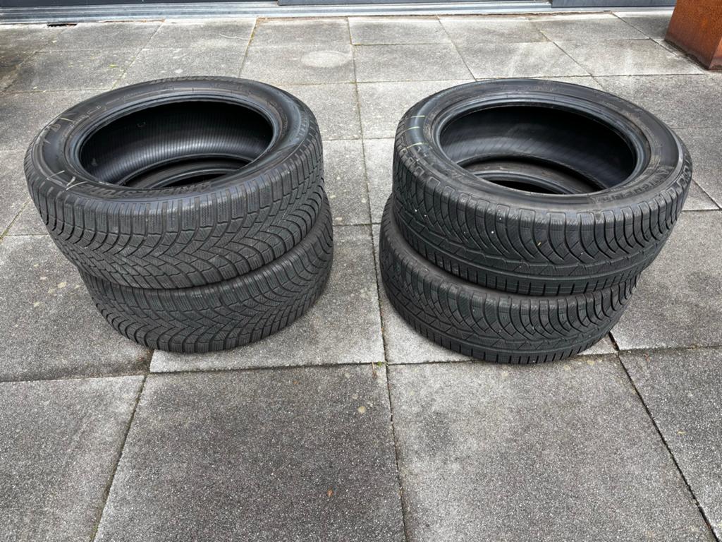 Winterbanden 235/55R18, Auto-onderdelen, Banden en Velgen, Ophalen, 18 inch, Gebruikt, Winterbanden