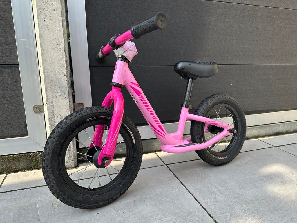 Specialized Hotwalk 12” loopfiets – roze, Ophalen, Zo goed als nieuw, Minder dan 16 inch