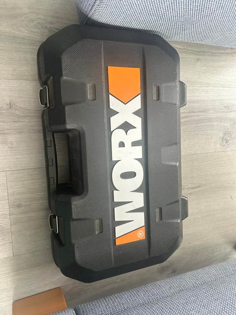 Worx zaag, Ophalen, Zo goed als nieuw