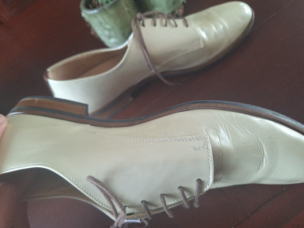 Hassia lakleren veterschoen creme bruin fermop G mt 8 42, Hassia, Schoenen met lage hakken, Overige kleuren, Verzenden