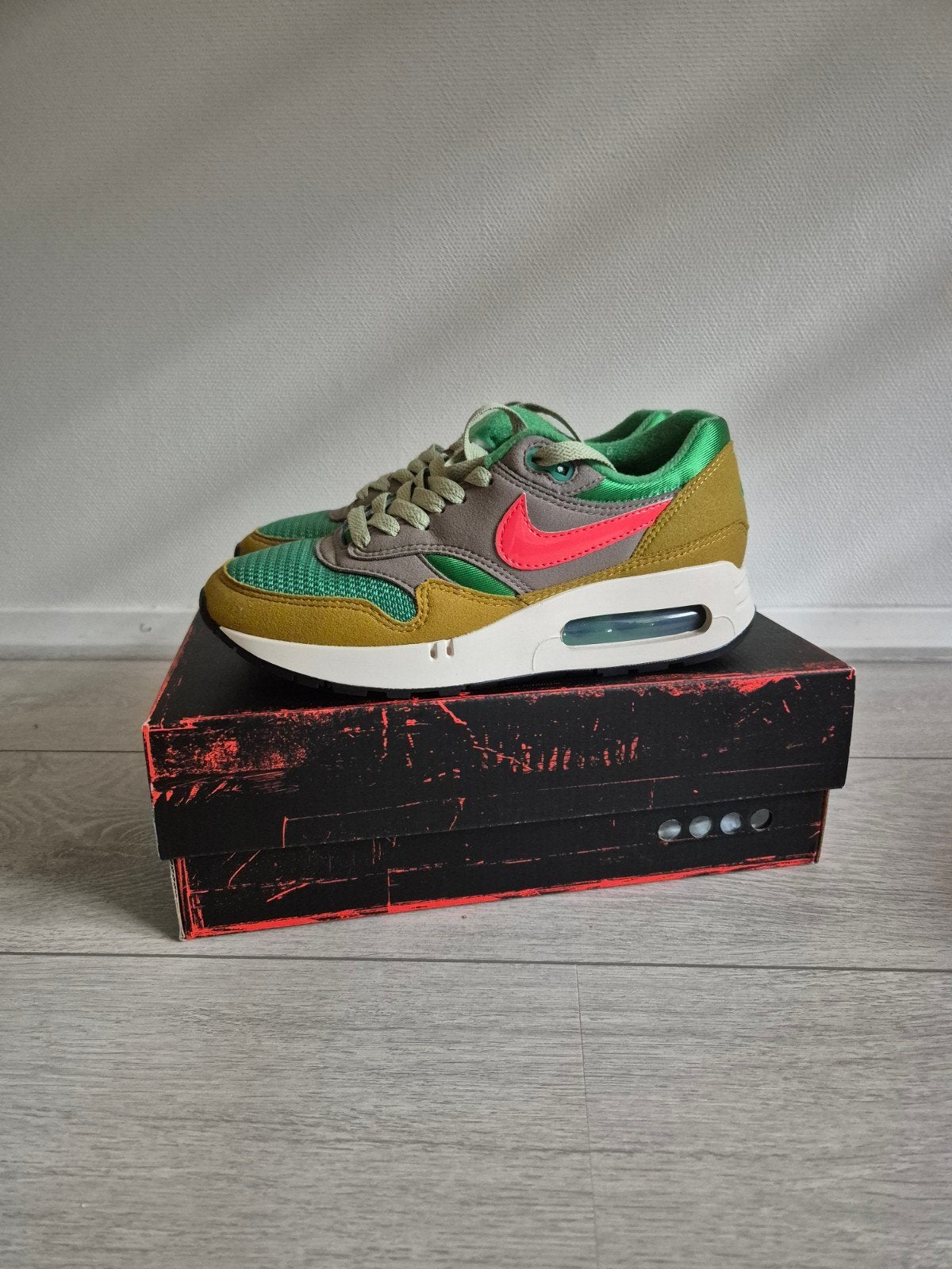 Nike air max 1, Kleding | Heren, Schoenen, Ophalen of Verzenden, Zo goed als nieuw, Overige kleuren