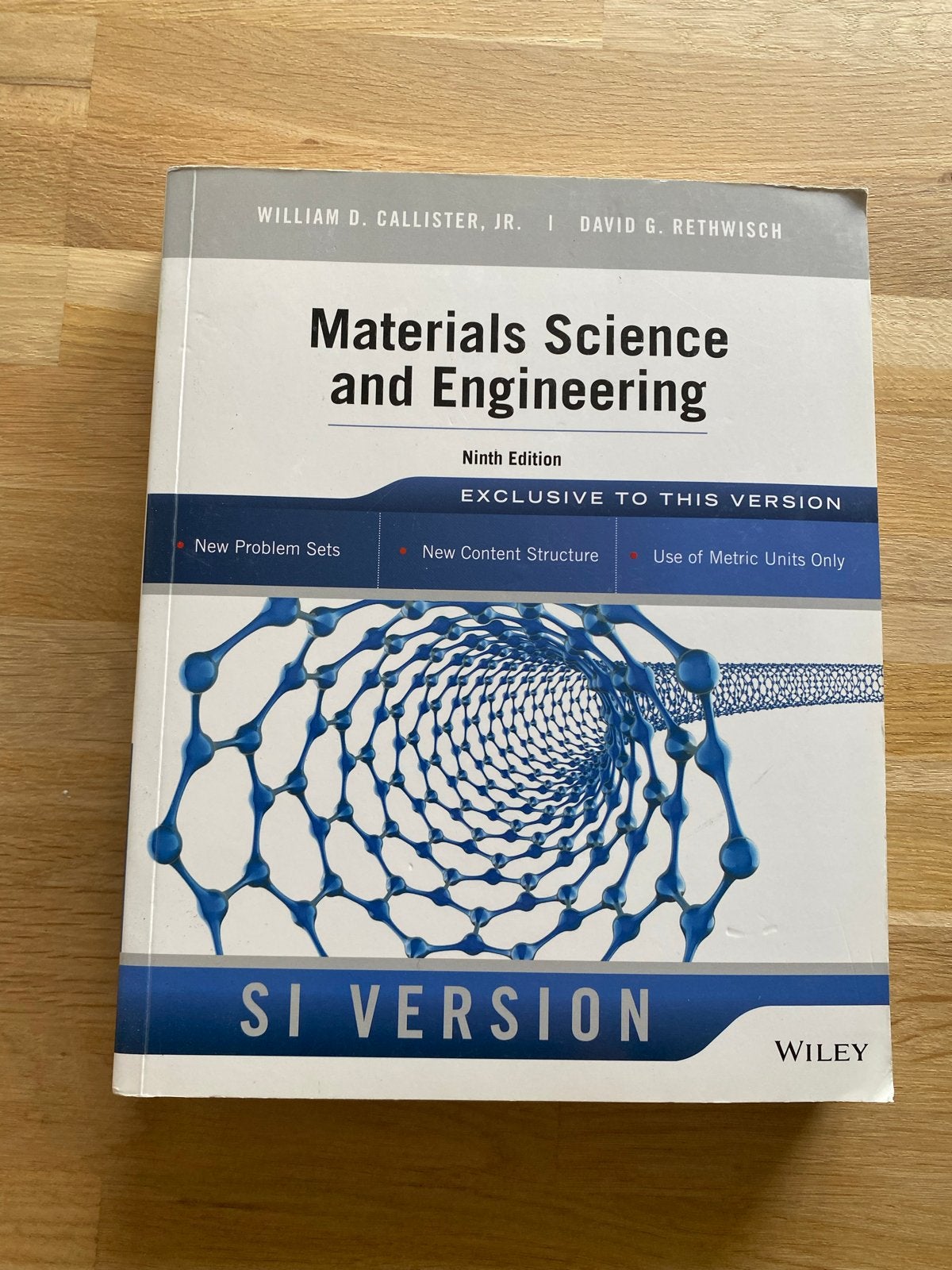 Materials Science and Engineering - SI Version, Ophalen of Verzenden, Beta, Zo goed als nieuw, HBO