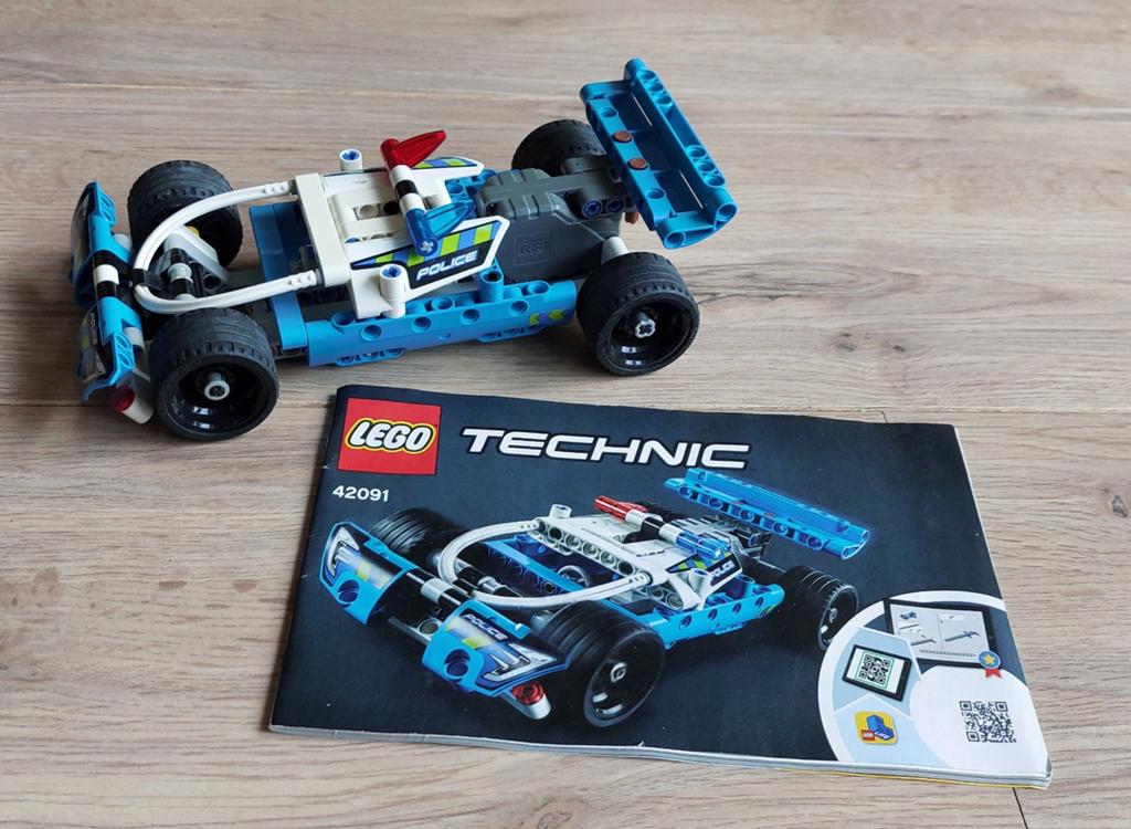Lego Technic Police Pursuit 42091, Kinderen en Baby's, Speelgoed | Duplo en Lego, Lego, Ophalen of Verzenden, Zo goed als nieuw