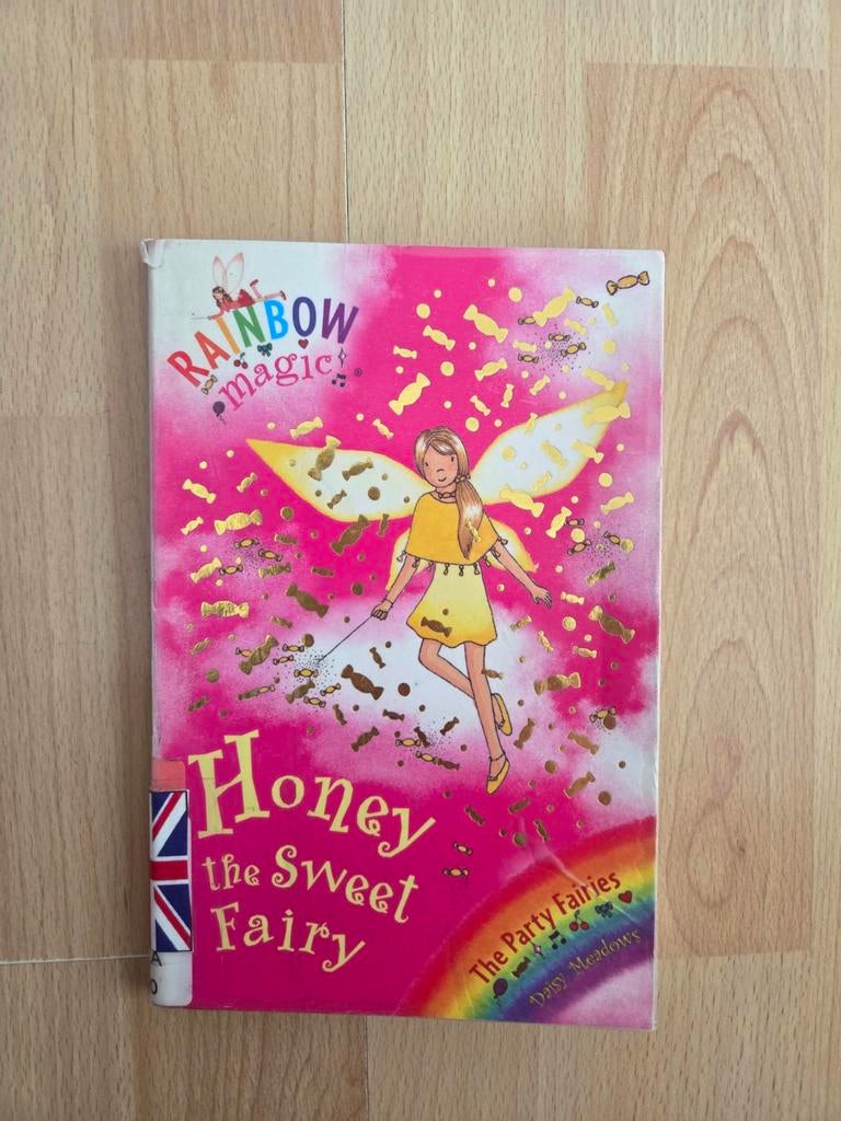 Honey the Sweet Fairy - Daisy Meadows, Boeken, Ophalen of Verzenden, Gelezen, Daisy Meadows, Fictie