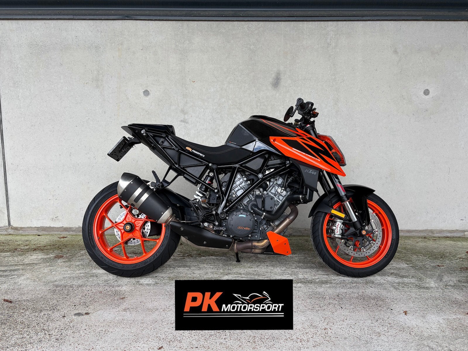 KTM 1290 Super Duke R 2019, Traction Control, 2 cilinders, Occasion, KTM