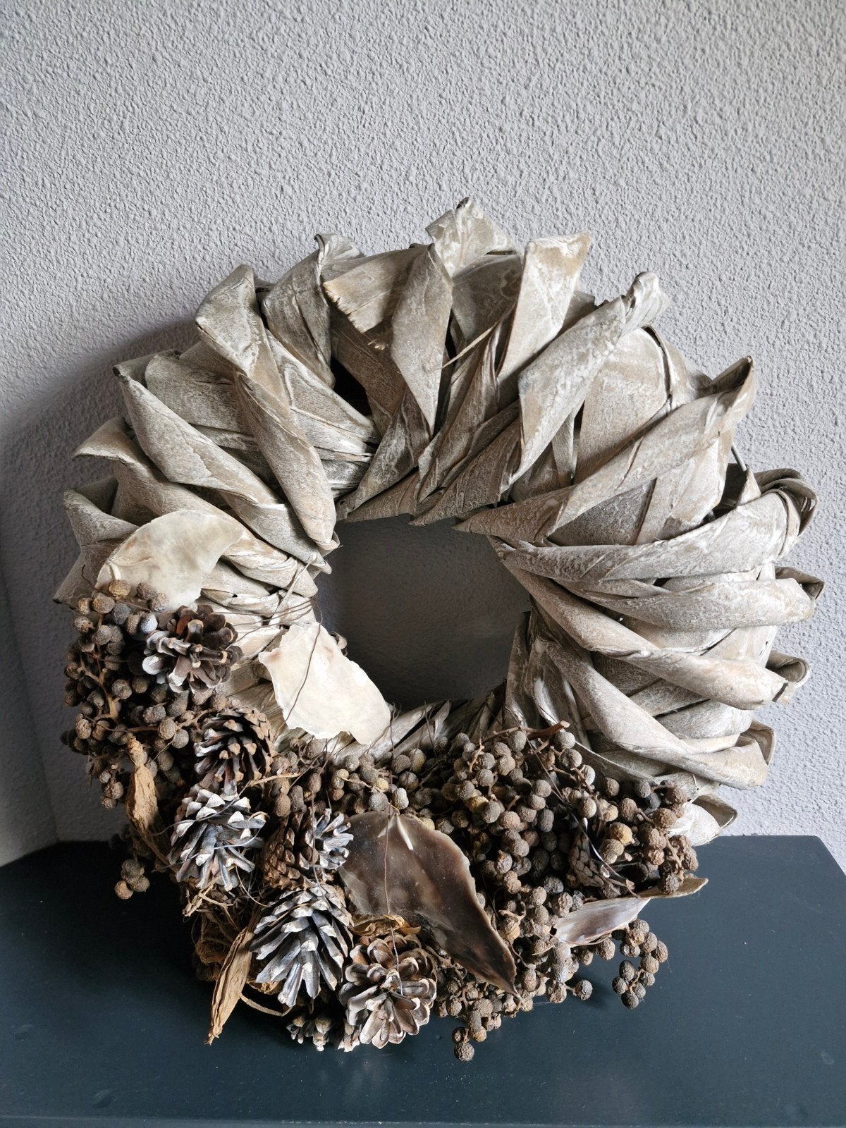 Natuurlijke decoratieve krans met dennenappels, Ophalen, Zo goed als nieuw, Krans, Natuurlijk materiaal