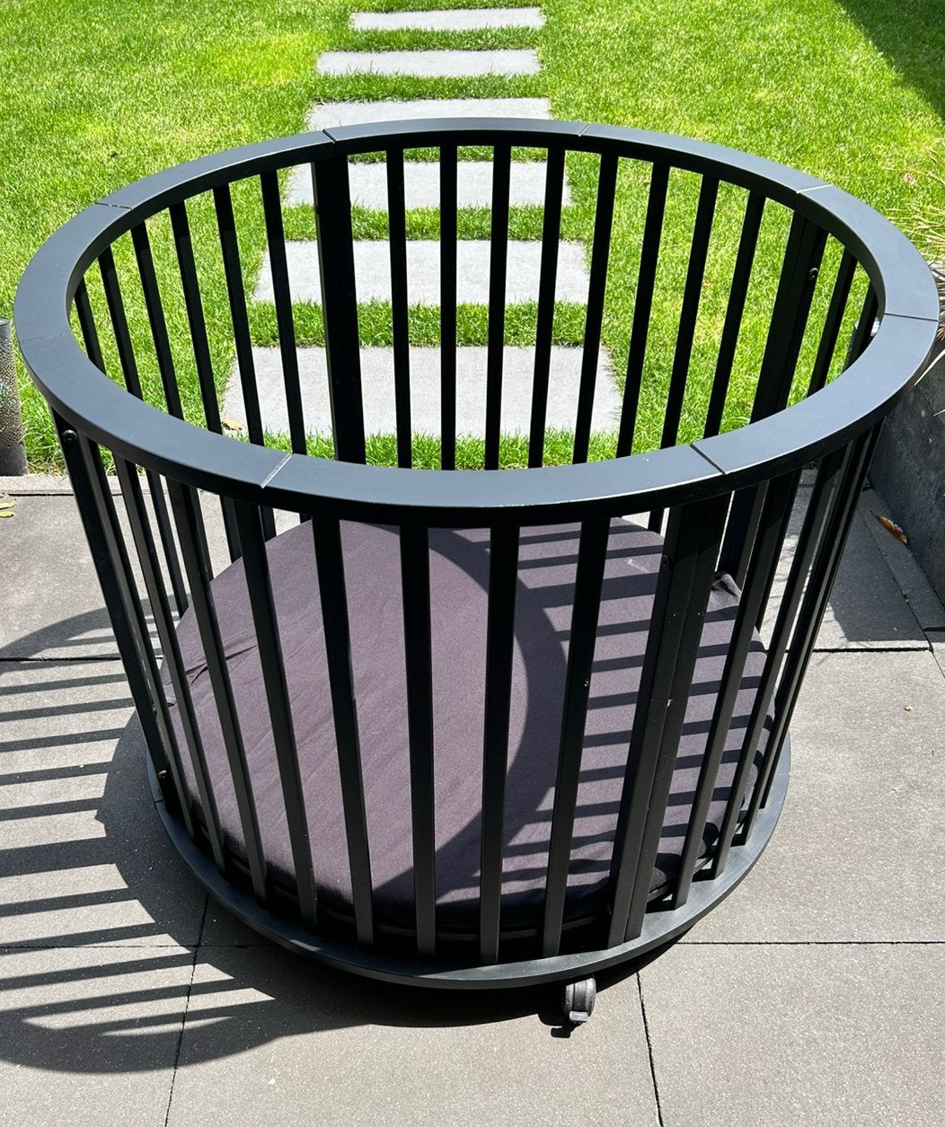 Ronde Box- Europe Baby Circa Zwart, Kinderen en Baby's, Boxen, Ophalen, Zo goed als nieuw, Rond, In hoogte verstelbaar