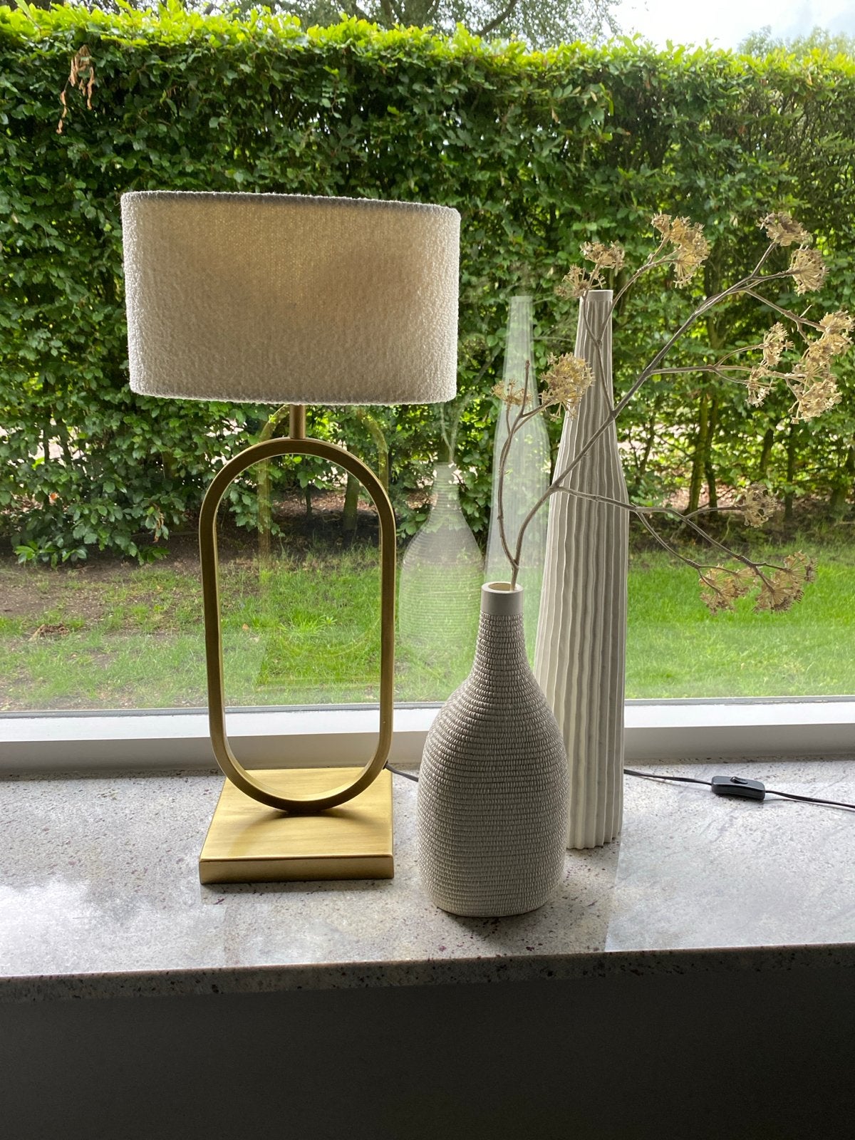 Goudkleurige tafellamp met teddy kap - Zo goed als nieuw, Ophalen, Zo goed als nieuw, Metaal, 50 tot 75 cm
