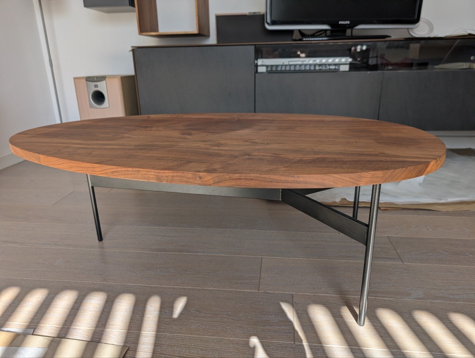 Leolux Liliom salontafel - hout - met zonvlekken, Gebruikt, 100 tot 150 cm, 50 tot 100 cm, Minder dan 50 cm
