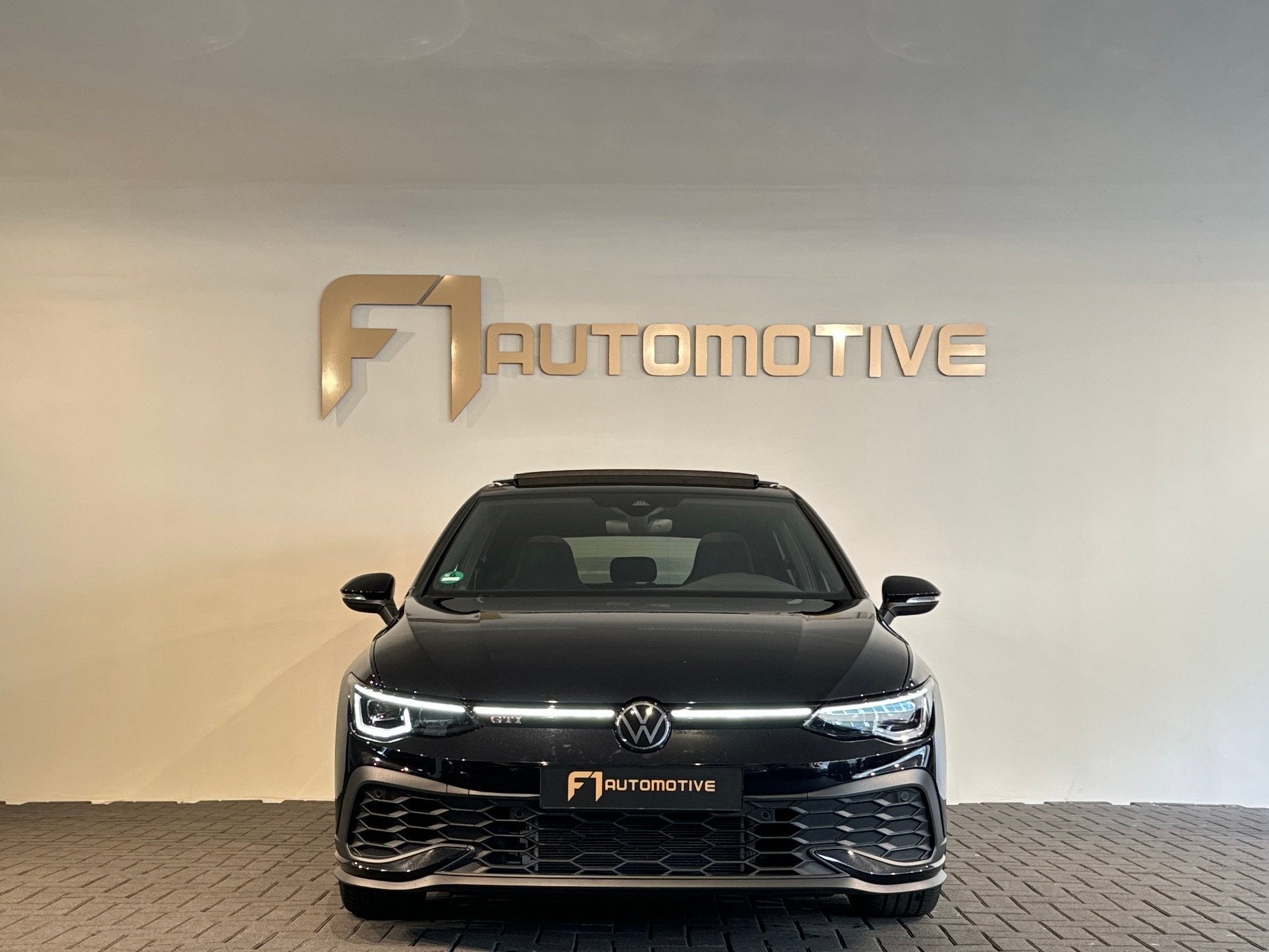 Volkswagen GOLF 2.0 TSI GTI Pano|Akrapovic|Nürburgring|45 J, Gebruikt, Euro 6, 4 cilinders, 1984 cc