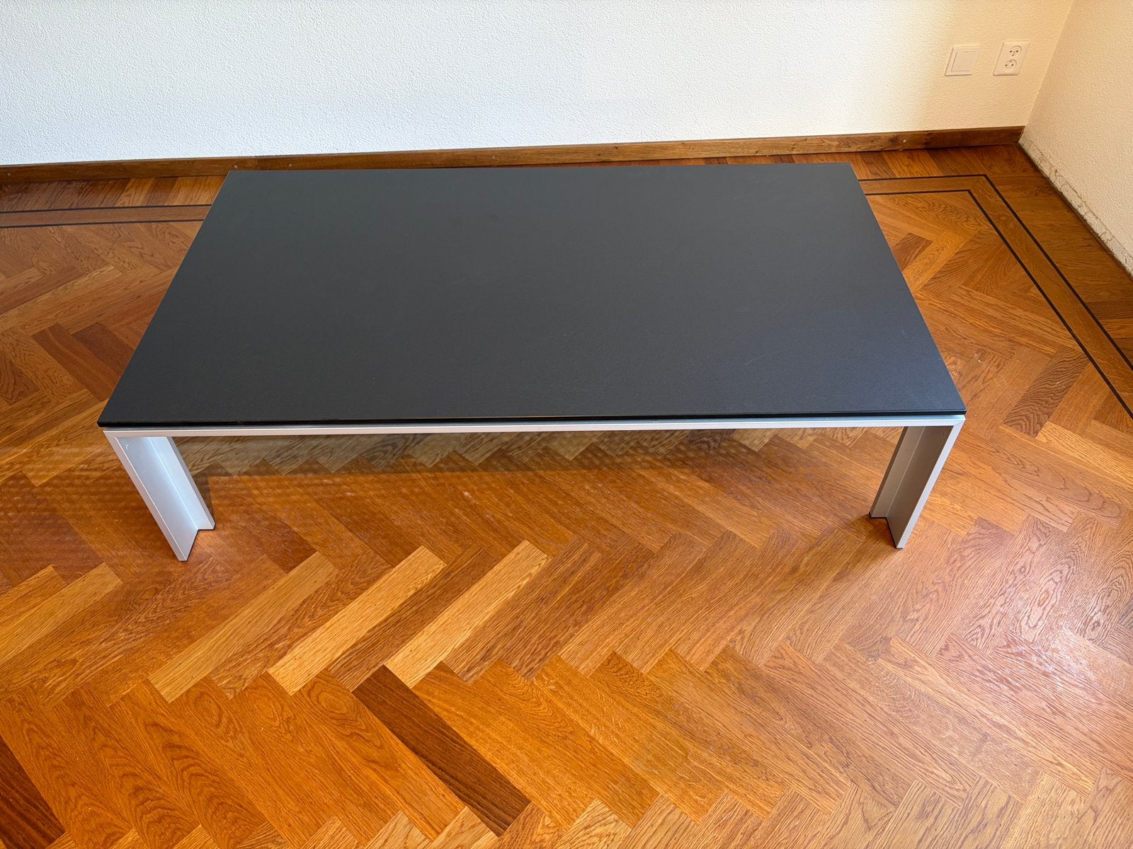 Bree’s New World aluminium salontafel, Ophalen, 50 tot 100 cm, 100 tot 150 cm, Zo goed als nieuw