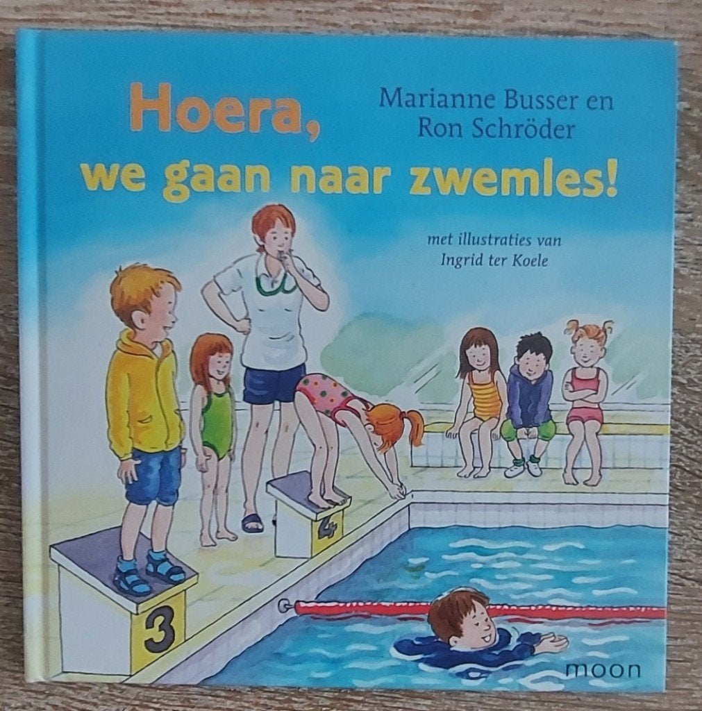 Hoera, we gaan naar zwemles! - Kinderboek, Marianne Busser en Ron Schröder, Fictie algemeen, Jongen of Meisje, Ophalen of Verzenden