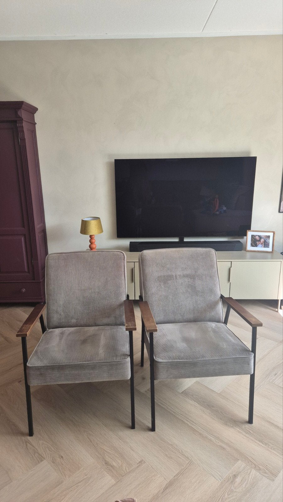 2x Sally Fauteuils Woood vergrijsd groen, Ophalen, Gebruikt, Modern, Industrieel, 75 tot 100 cm