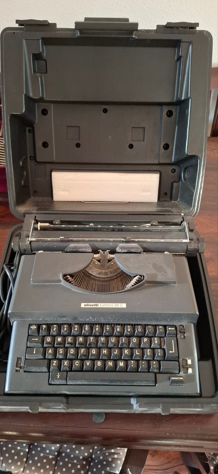 Olivetti lettera 38c, Ophalen of Verzenden