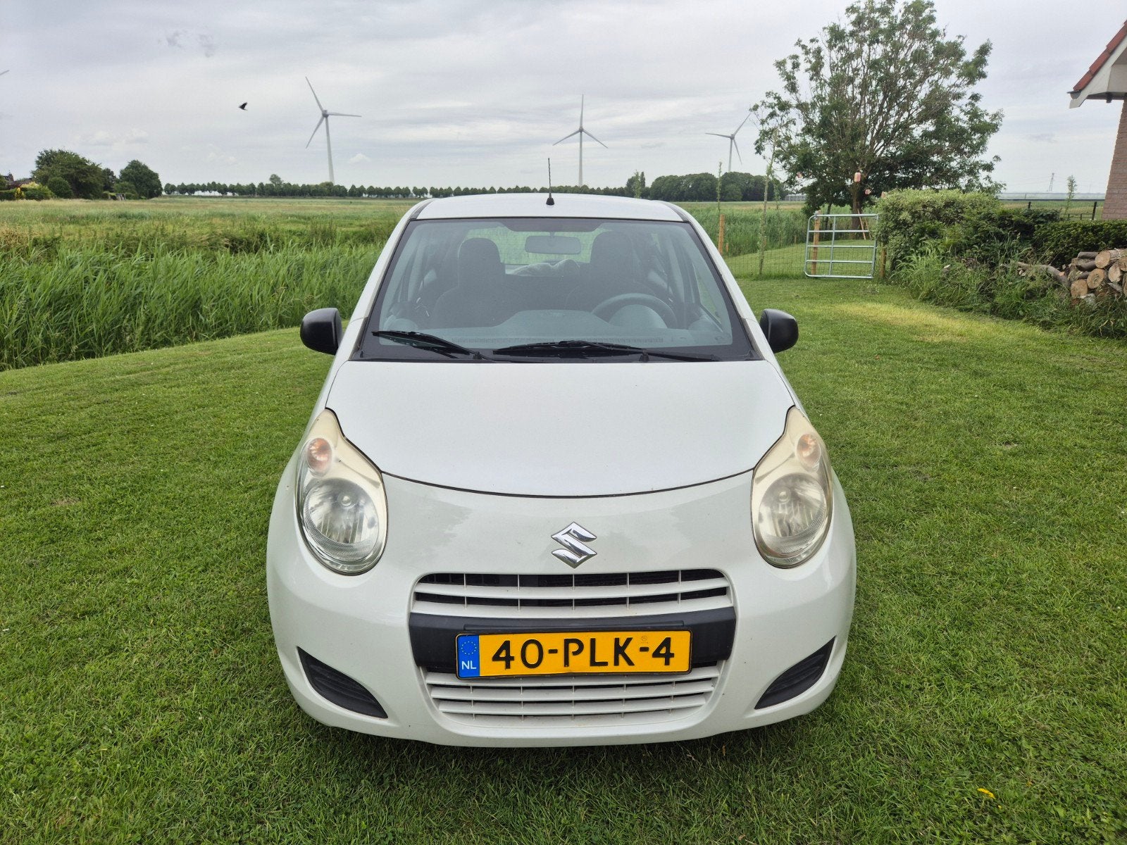nette Suzuki Alto 1.0 2011 Wit, Auto's, Suzuki, Voorwielaandrijving, 200 kg, 4 stoelen, Origineel Nederlands