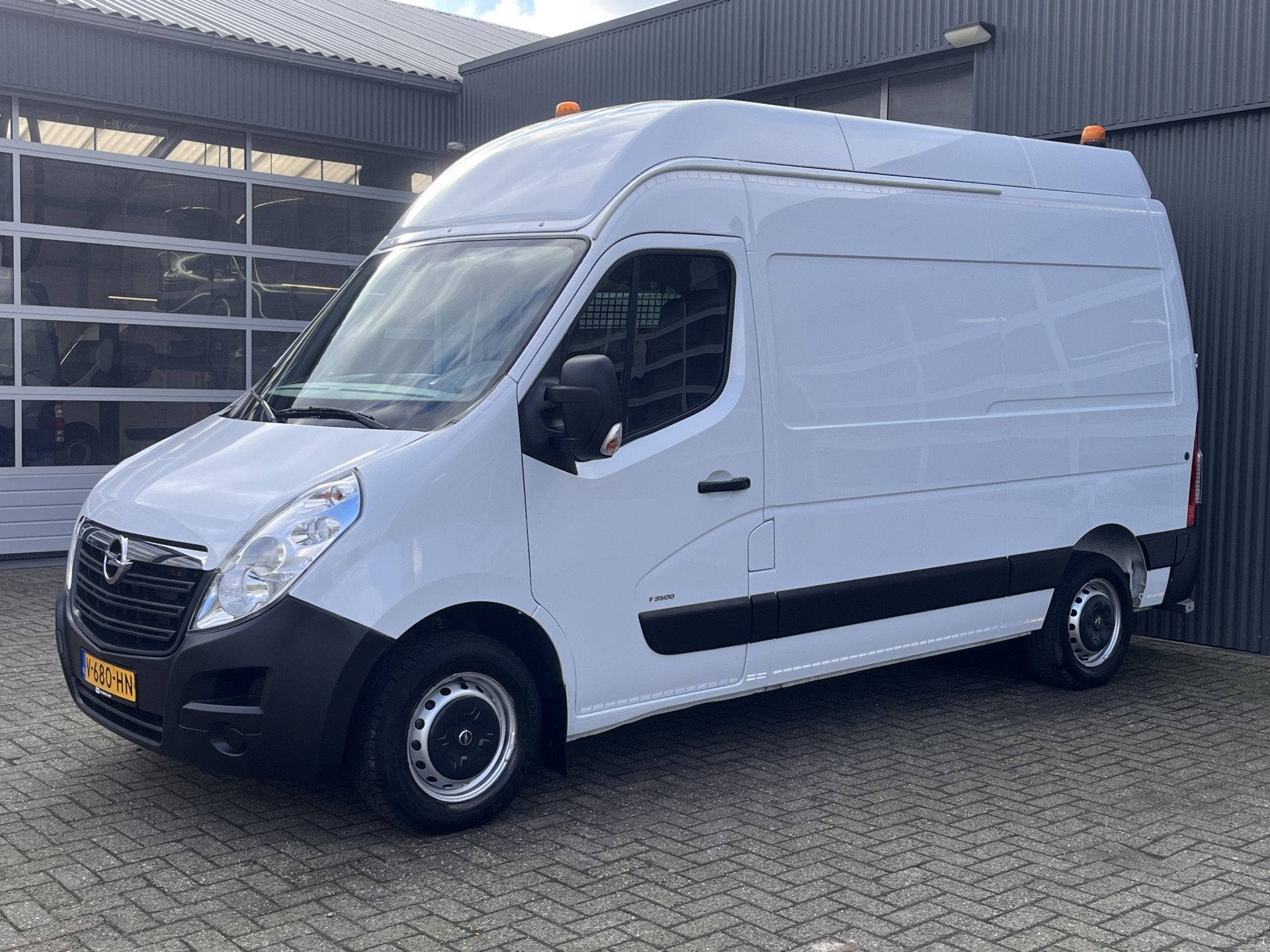 Opel Movano 2.3 CDTI BiTurbo L2H3 170pk Airco Cruise control, Auto's, Bestelauto's, Stof, Gebruikt, 4 cilinders, Bedrijf
