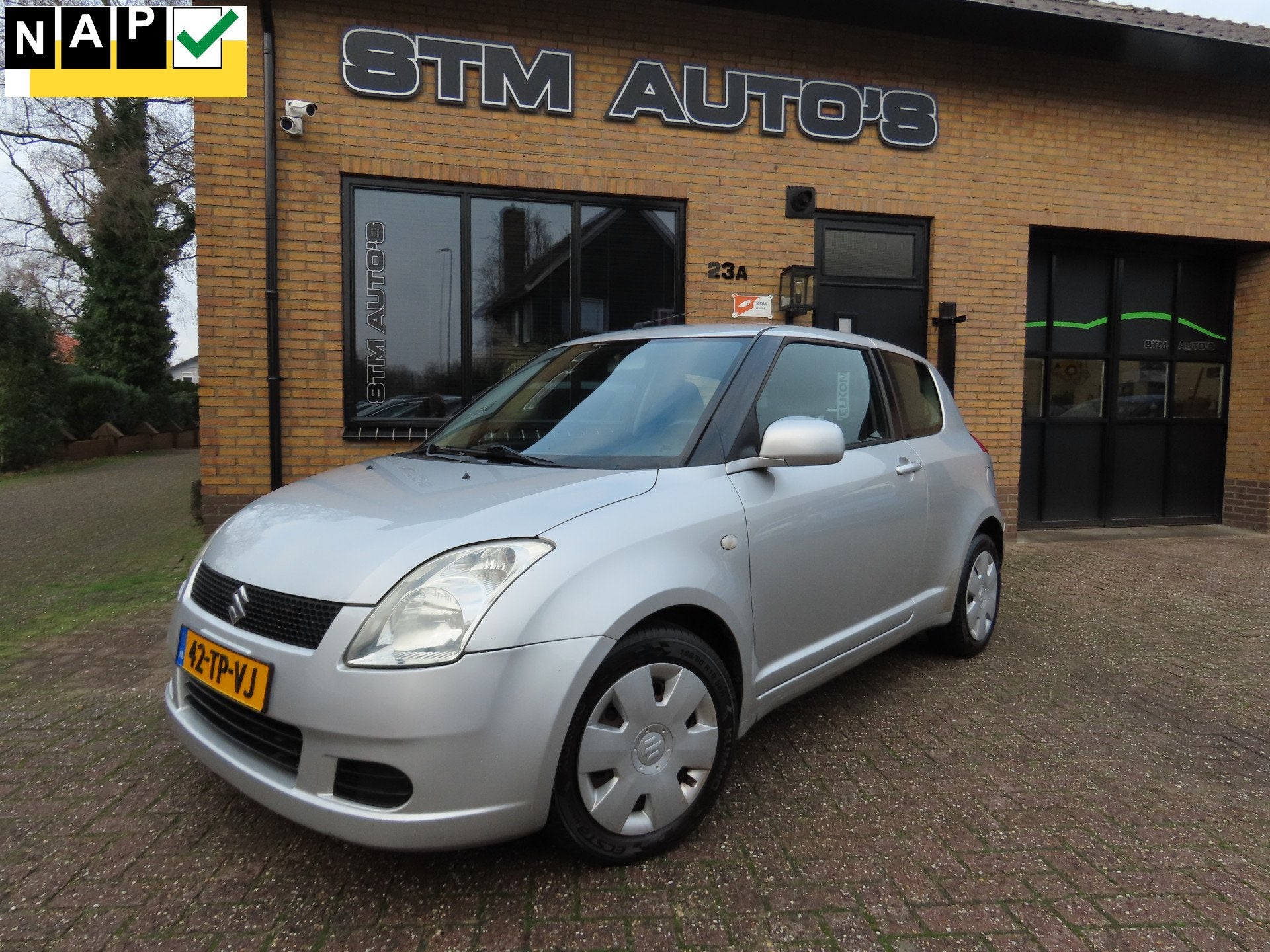 Suzuki Swift 1.3 GLS | Airco | Nieuwe Koppeling | Stuurbekra, Gebruikt, 31 €/maand, Emergency brake assist, 400 kg