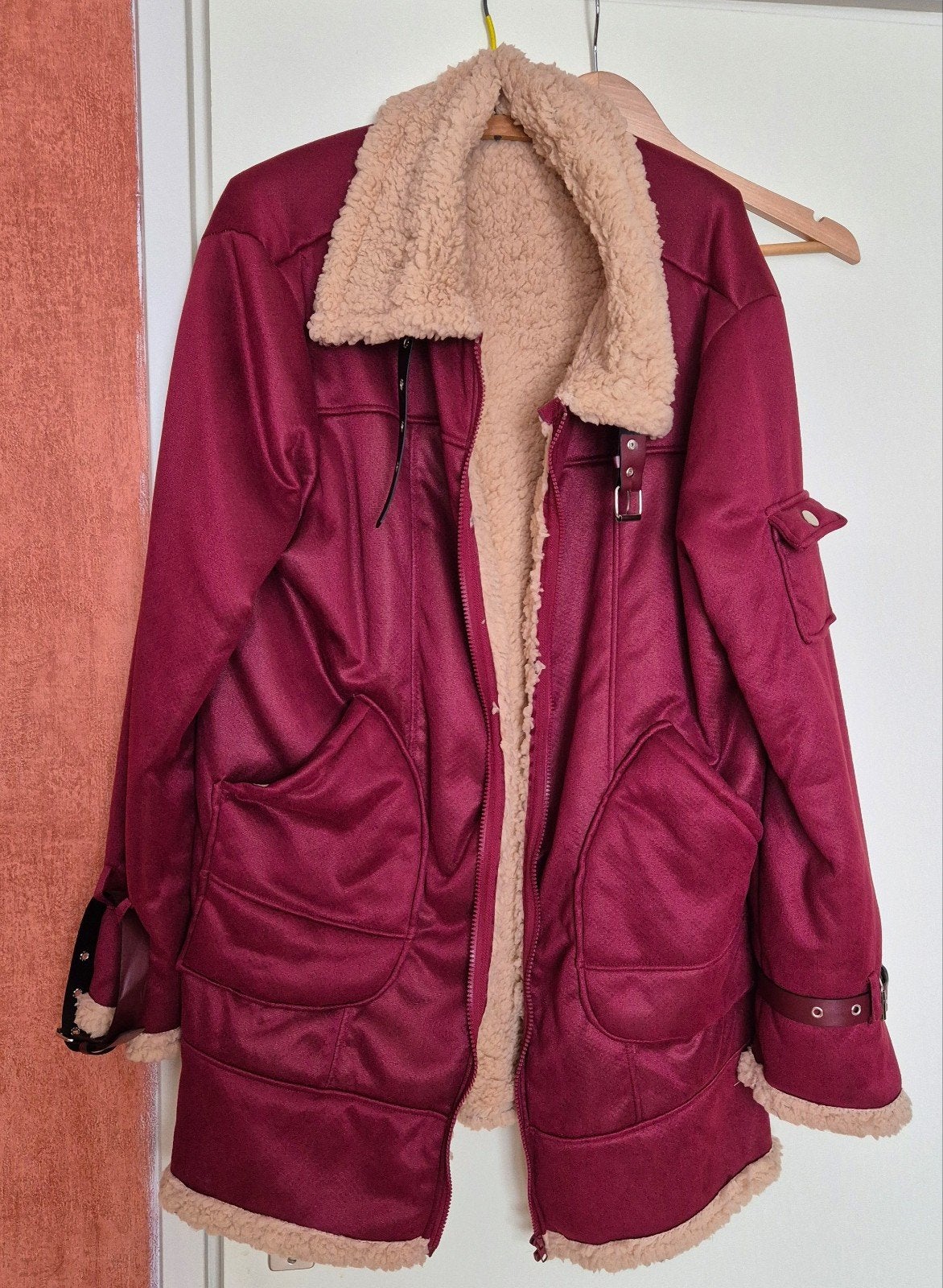 Nieuwe rode warme jas met teddy voering maat XL, Ophalen of Verzenden, Nieuw, Maat 46/48 (XL) of groter, Rood