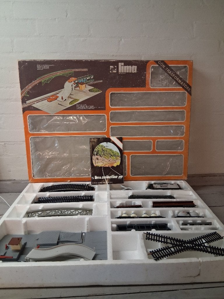 lima modeltrein  H0-schaal modeltreinen, Hobby en Vrije tijd, Modeltreinen | H0, Gebruikt, Gelijkstroom, Wagon, Ophalen of Verzenden