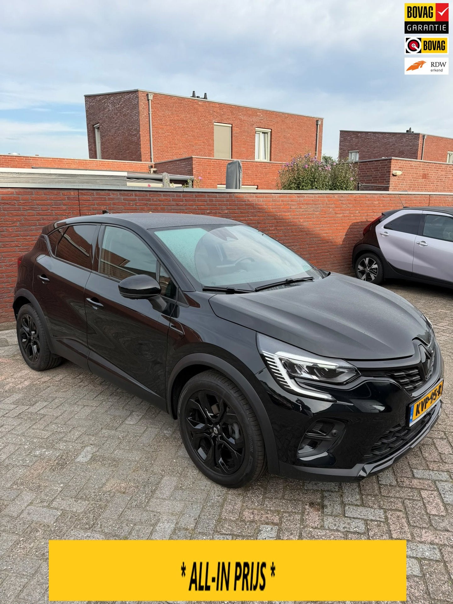 Renault CAPTUR 1.3 TCe 160 Rive Gauche mild Hybride AUTOMAAT, 12 maanden, Stof, Gebruikt, Zwart