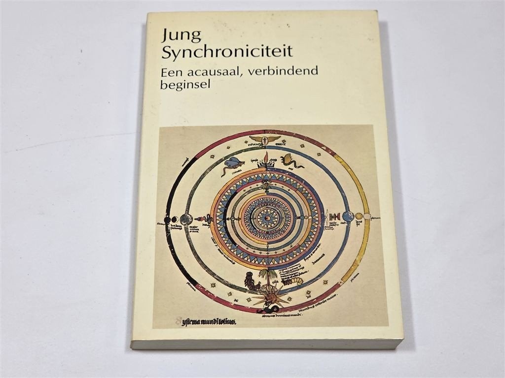 C.G. Jung Synchroniciteit — Toeval & Betekenis, Boeken, Esoterie en Spiritualiteit, Ophalen of Verzenden, Gelezen, Overige onderwerpen
