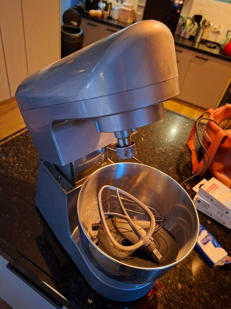 Tomado Automatische Mixer met 6 Standen en Powerstand, Ophalen of Verzenden
