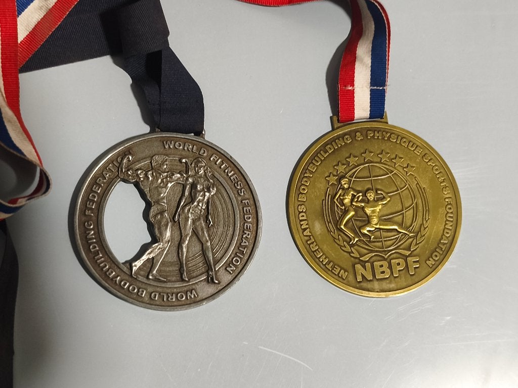 Bodybuilding Memorabilia: Dubbel Goud 2015 (Cor Wijler), Ophalen of Verzenden, Overige materialen, Nederland