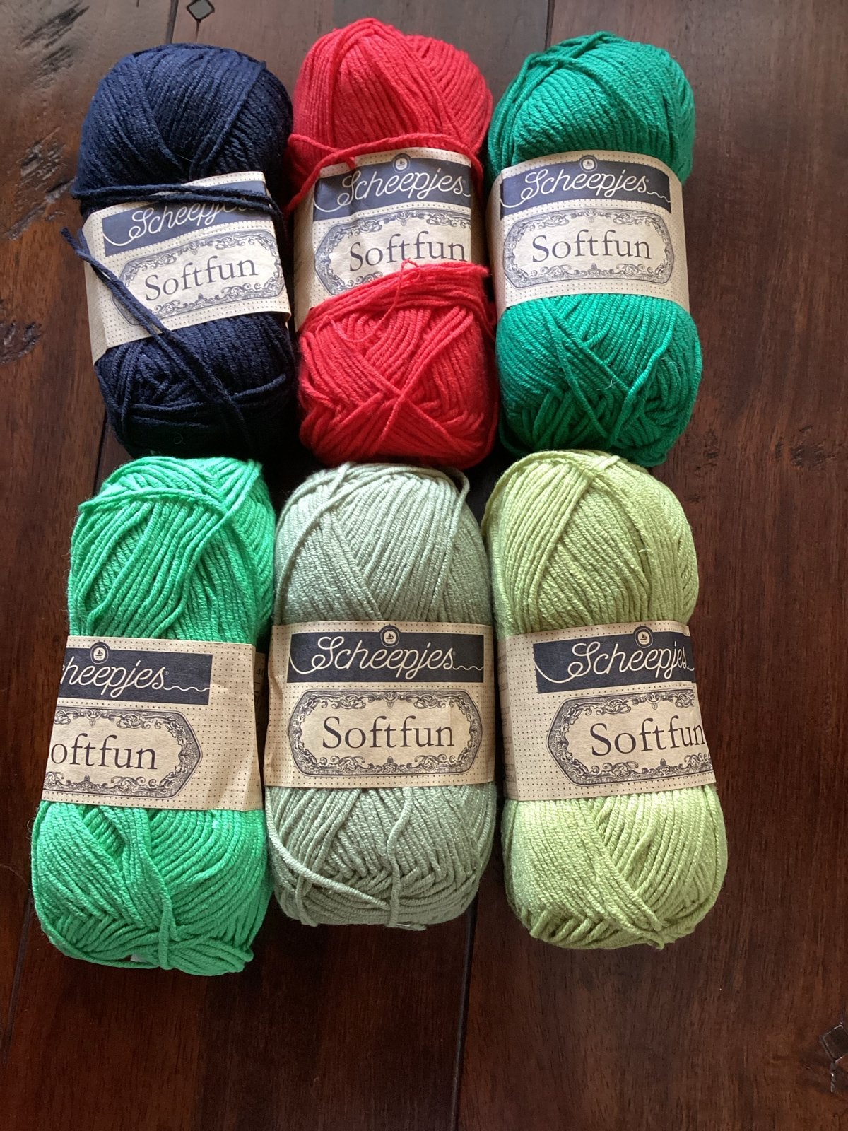 6 bollen Scheepjes Softfun garen in diverse kleuren, Ophalen of Verzenden, Nieuw, Breien of Haken, Wol of Garen