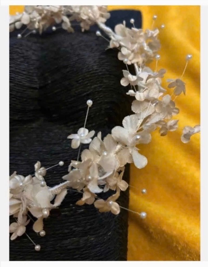 Antieke Hoofdkroon met Bloemen en Parel Details, Antiek en Kunst, Ophalen of Verzenden, Dames