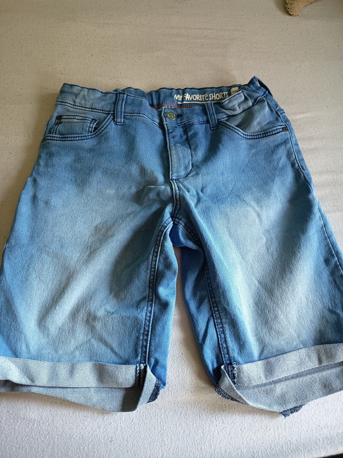 Twee nog goede jeans shorts maat 146/152, Kinderen en Baby's, Kinderkleding | Maat 146, Ophalen of Verzenden, Jongen, Broek
