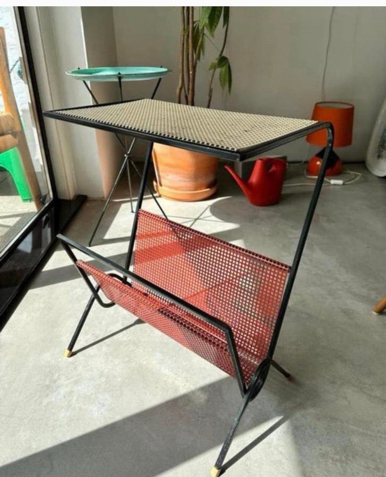 Pilastro Tjerk Reijenga Tafeltje Lectuurbak Vintage Metal, Ophalen of Verzenden, Huis en Inrichting