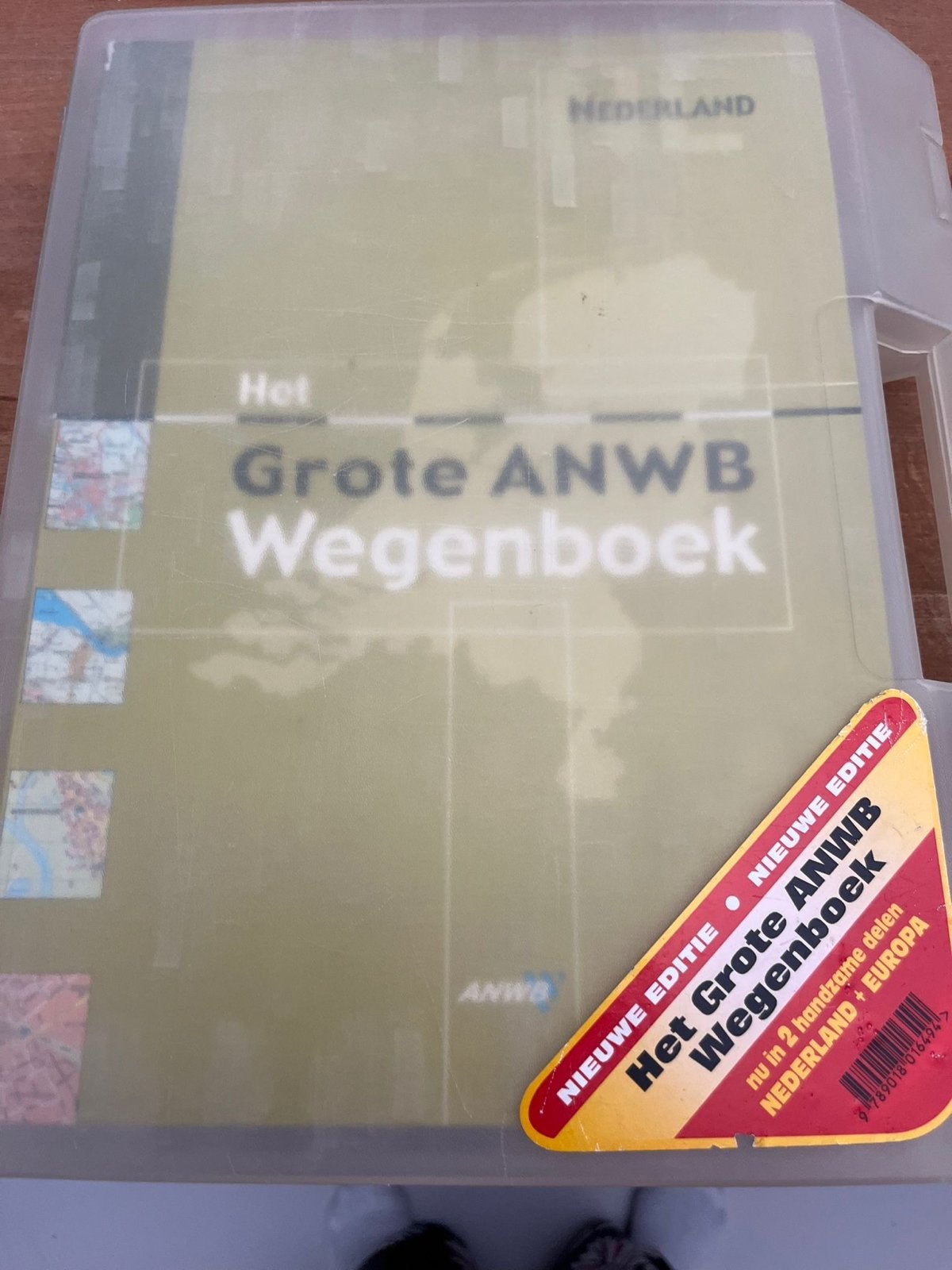 ANWB Wegenkaarten Nederland en Europa met koffertje, Overige atlassen, 2000 tot heden, Ophalen of Verzenden, Zo goed als nieuw