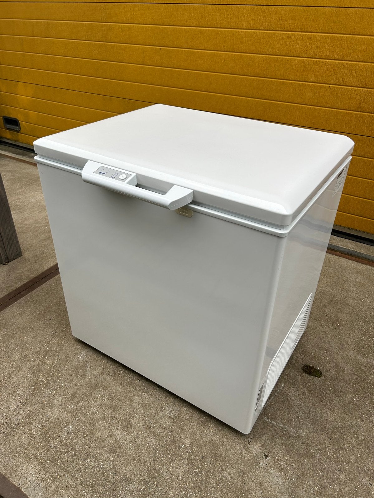 Liebherr Vrieskist - keurige stast / garantie - 230 liter, Witgoed en Apparatuur, Vrieskist, W, Zo goed als nieuw, Energieklasse A of zuiniger