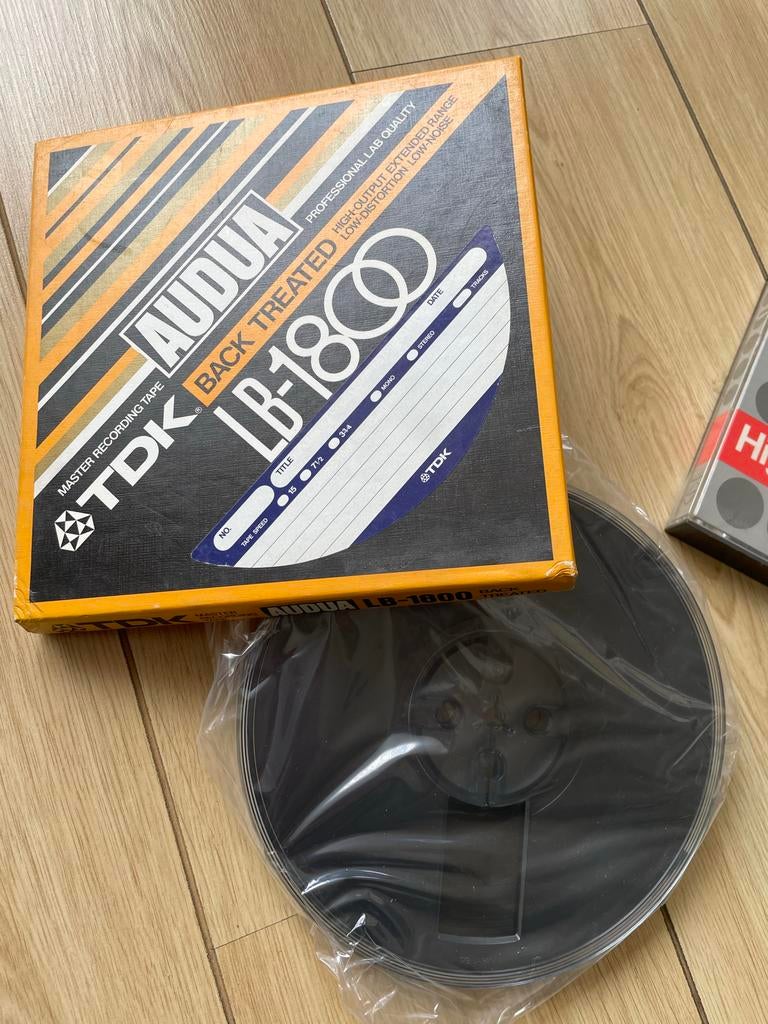 TDK Audua LB-1800, Philips en een Agfa magneetband, Audio, Tv en Foto, Bandrecorders, Ophalen of Verzenden, Onderdeel, Met banden