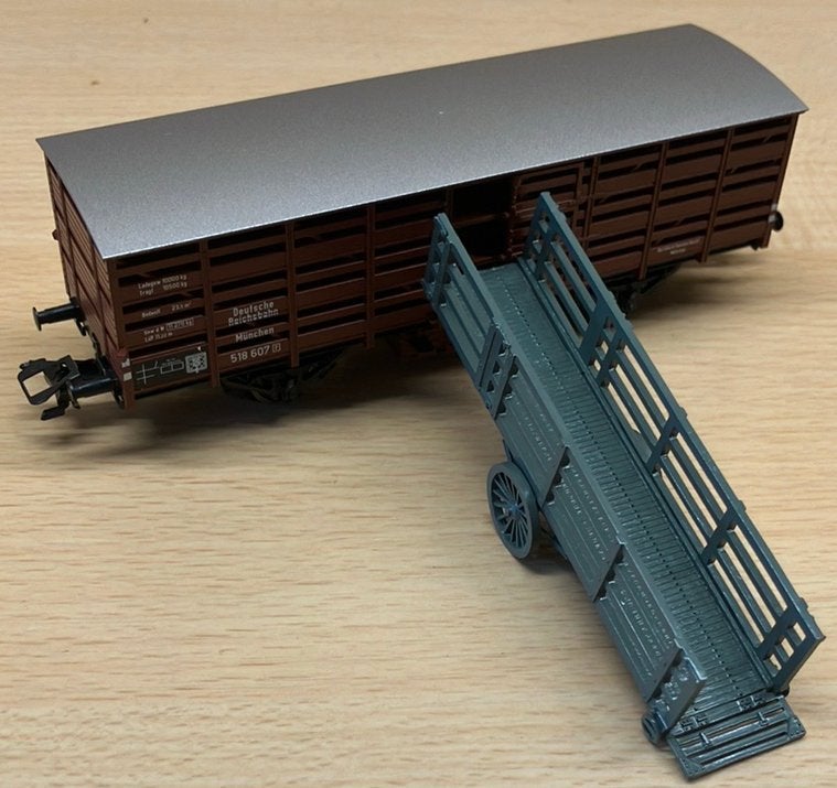 Märklin veewagon met laadkar, Wisselstroom, Ophalen of Verzenden, Märklin, Nieuw