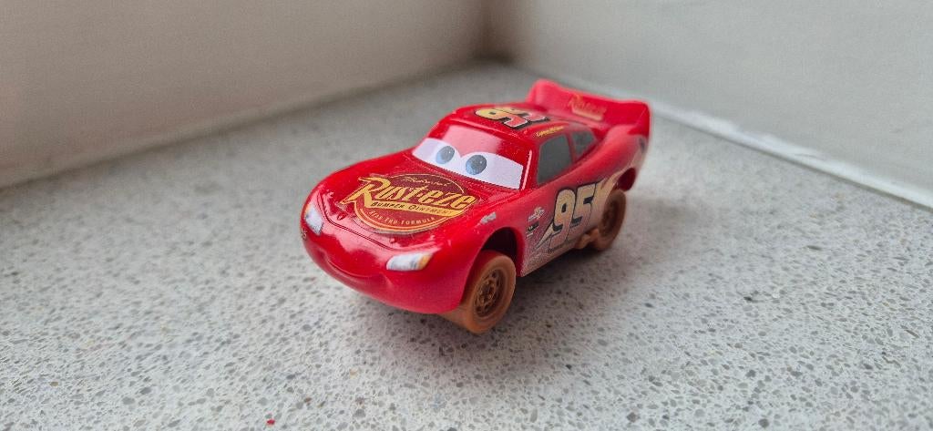 Disney Pixar Cars Lightning McQueen Crazy Crasher, Kinderen en Baby's, Speelgoed | Speelgoedvoertuigen, Ophalen of Verzenden, Zo goed als nieuw