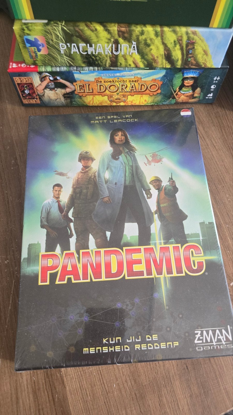 Pandemic Bordspel - nieuw in seal, Hobby en Vrije tijd, Gezelschapsspellen | Bordspellen, Een of twee spelers, Ophalen of Verzenden