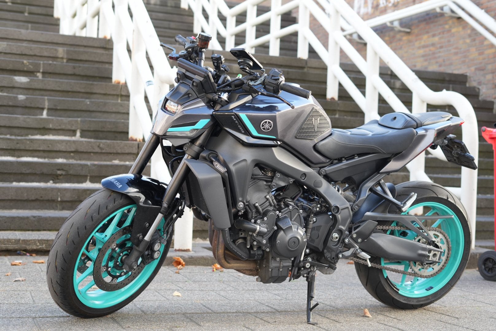 Yamaha MT-09 | Cyan Storm | AKRAPOVIC - RACING LINE, Motoren, Nieuw, Motorrijbewijs A, Particulier, Meer dan 35 kW