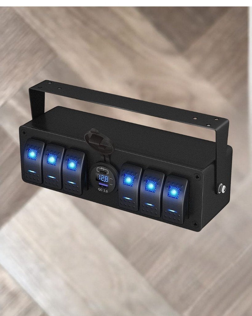 Schakelpaneel met 6 schakelaars, 2x USB en voltmeter, Ophalen of Verzenden, Nieuw, Overige typen