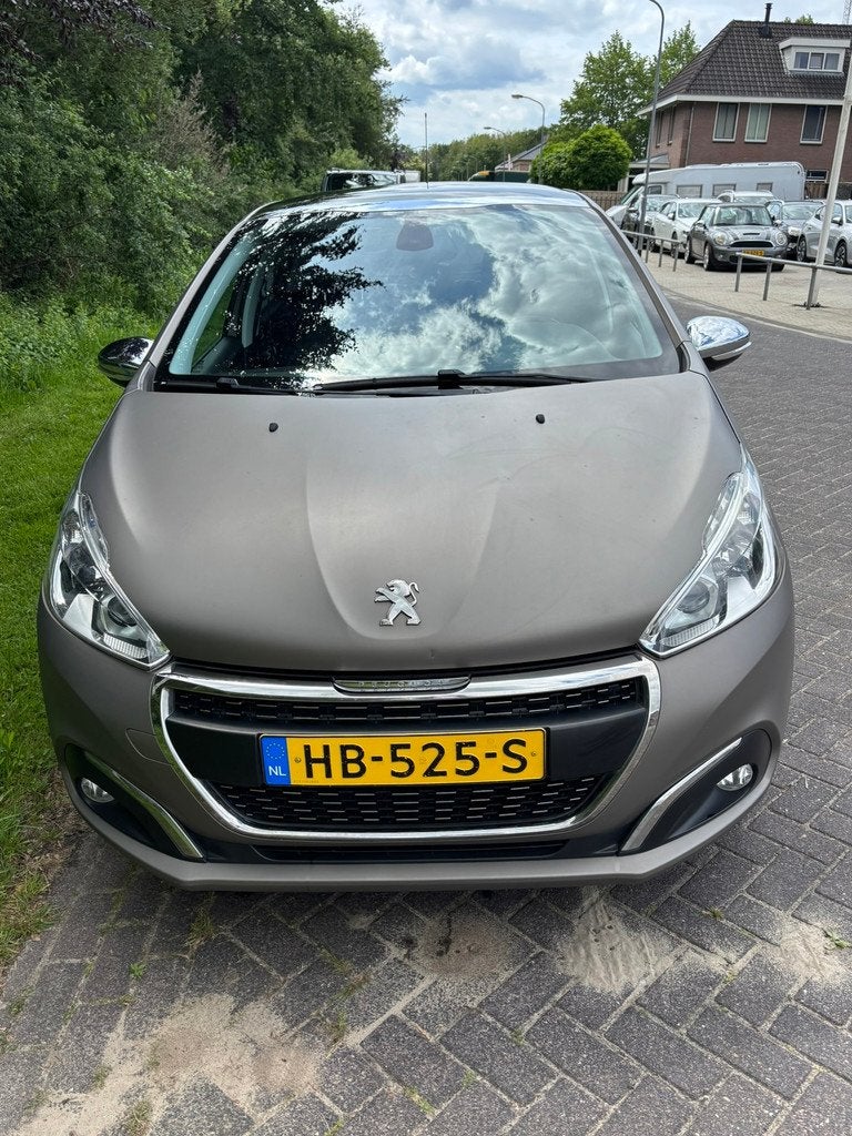 Peugeot 208 1.2 PureTech Première | 110PK | Distr vv | NAP, Voorwielaandrijving, Euro 6, Origineel Nederlands, Bedrijf