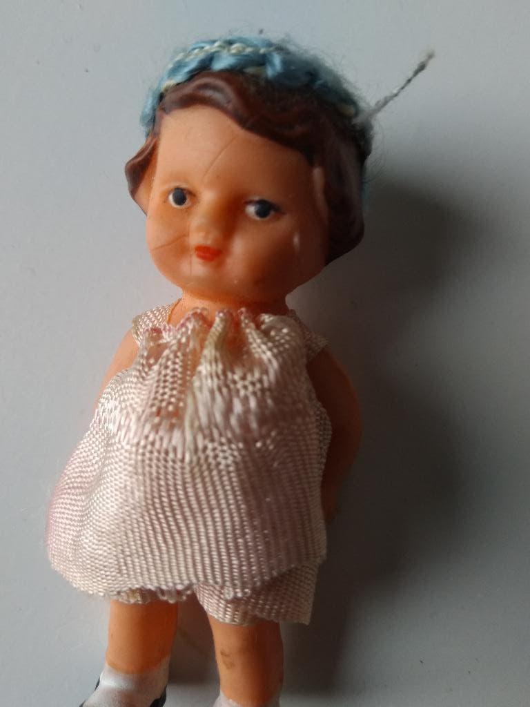 vintage poppenhuispopje Ari, meisje, Ophalen of Verzenden, Zo goed als nieuw, Poppenhuis