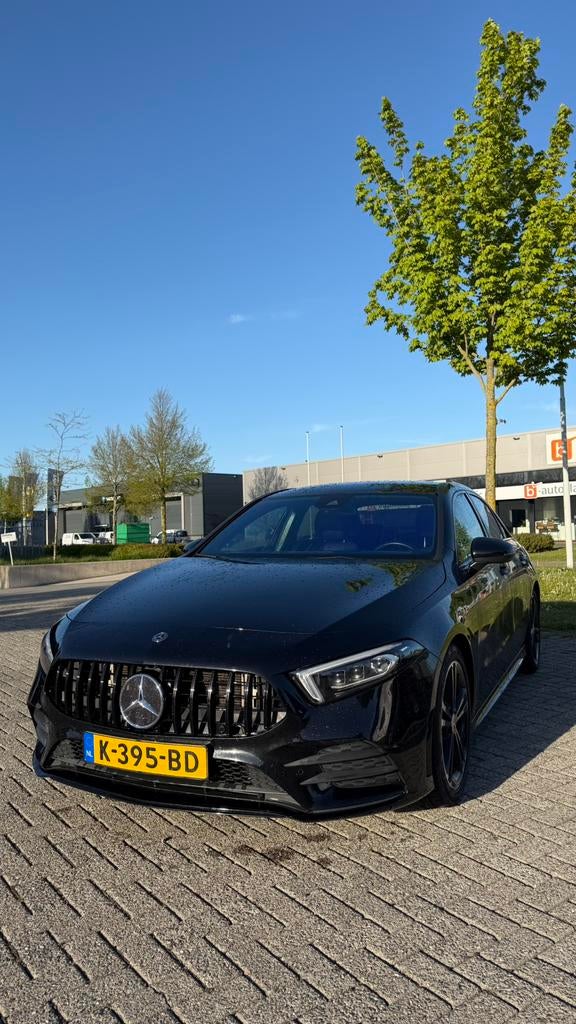 Mercedes-Benz A-Klasse A 250 224pk 7G-DCT 2019 Zwart, Auto's, Euro 5, 15 km/l, Parkeerassistent, 4 cilinders