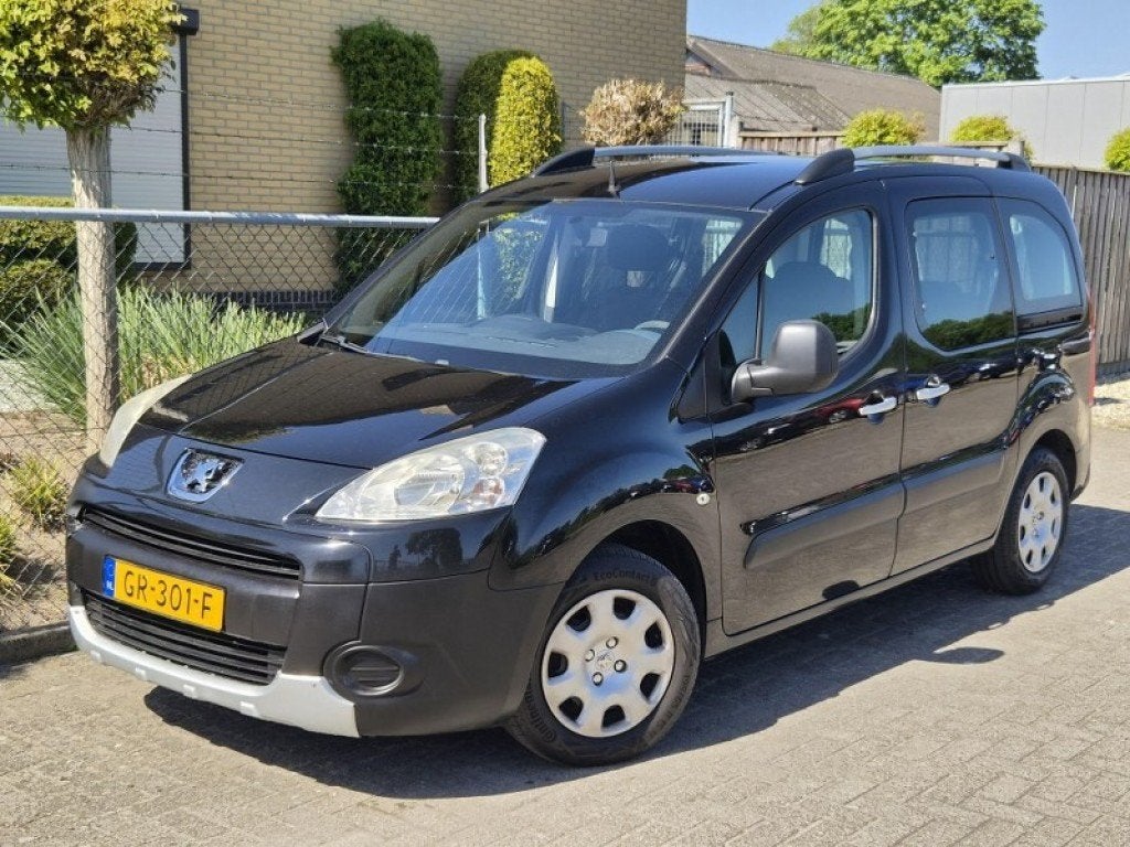 Peugeot PARTNER Tepee 1.6 XR/ Airco/ distributie is verv, Auto's, Peugeot, Voorwielaandrijving, Gebruikt, 4 cilinders, Zwart