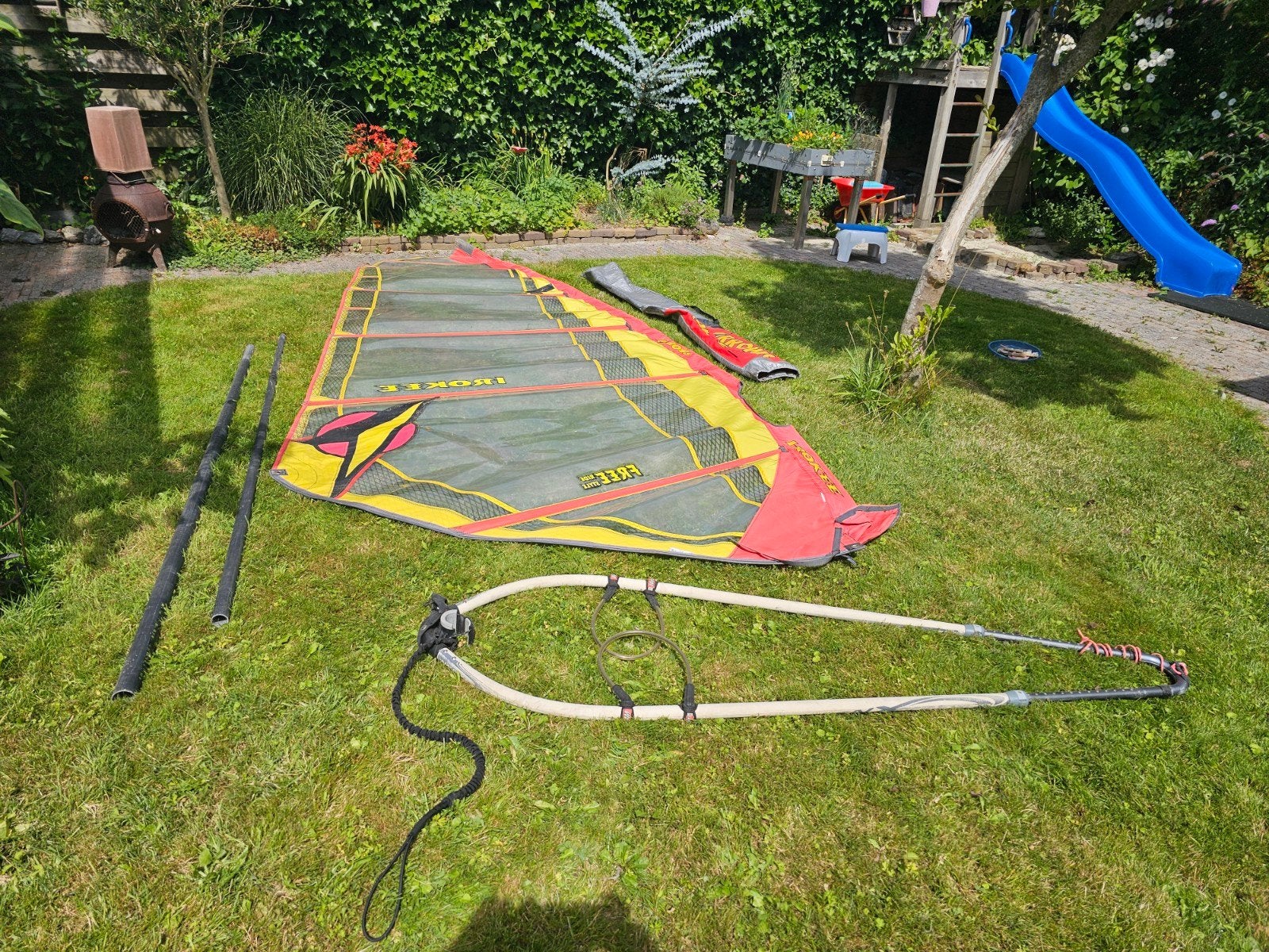 Arrows Irokee 6.6 m² windsurfzeil + mast + giek, Watersport en Boten, Windsurfen, Ophalen, Gebruikt, Zeil