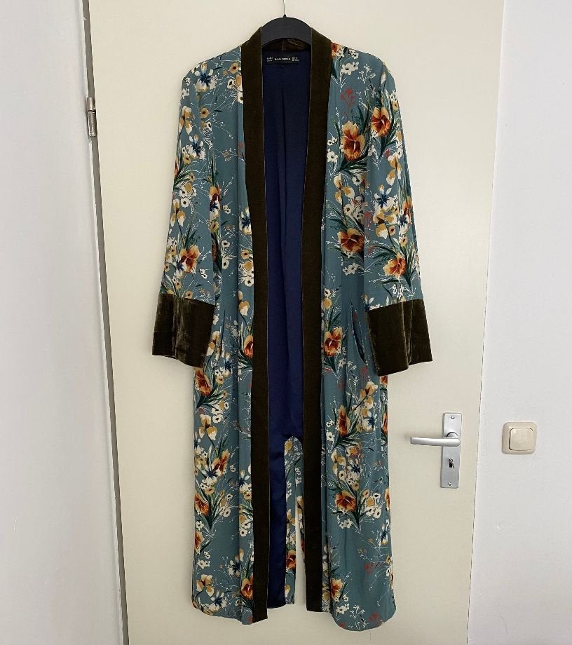 Zara kimono L/XL 40/42, Ophalen of Verzenden, Zo goed als nieuw, Maat 42/44 (L), Onder de knie