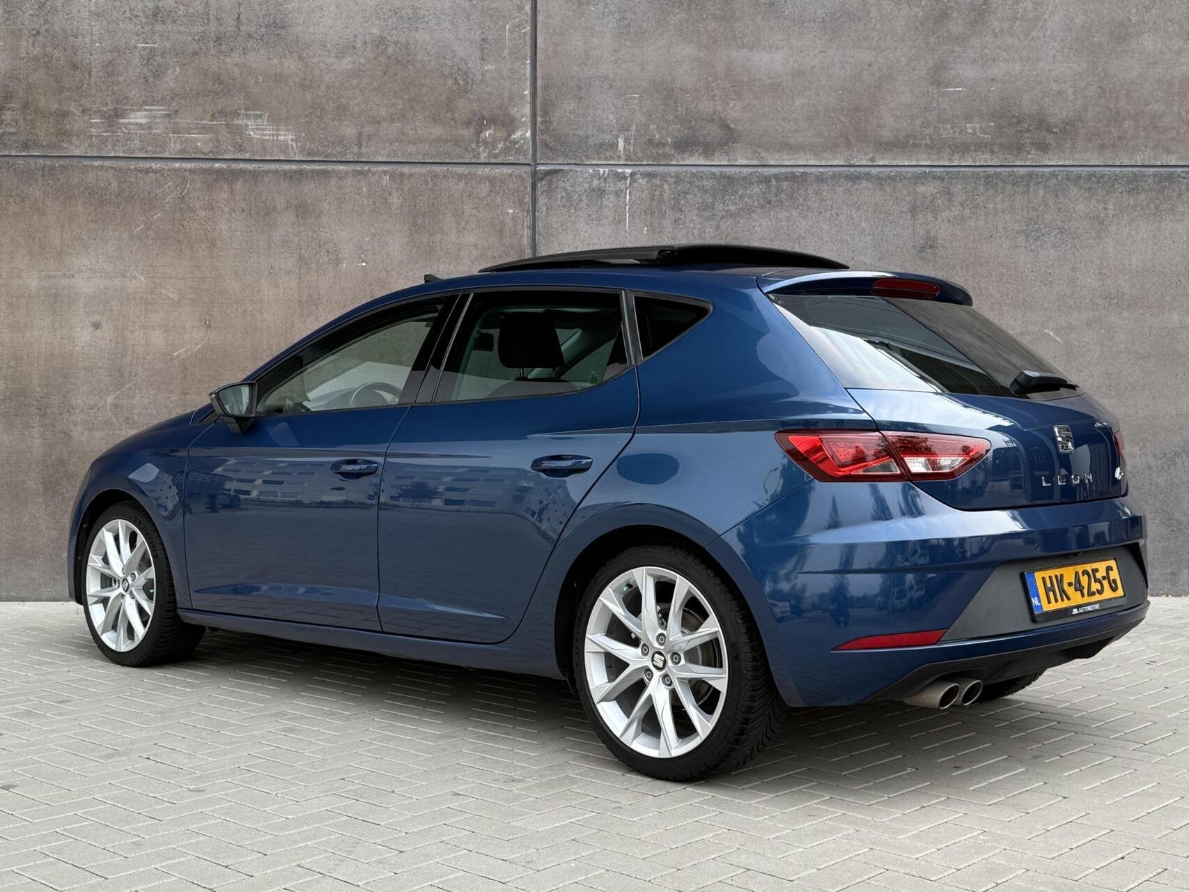 Seat Leon 1.4 EcoTSI FR Connect | Panorama dak | Seat Sound, Auto's, Gebruikt, 4 cilinders, 49 €/maand, Origineel Nederlands